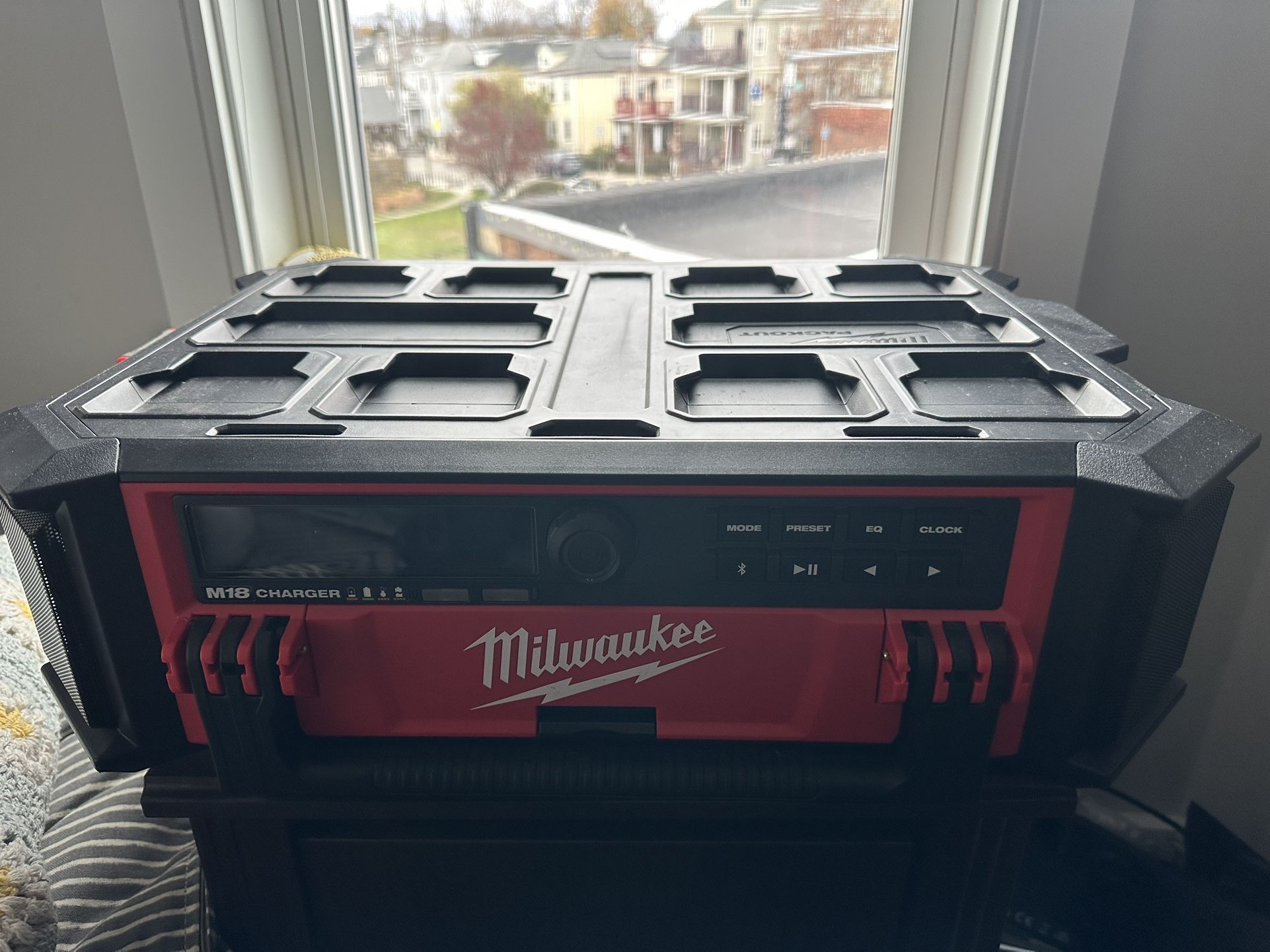 Milwaukee M18 Packout Radio