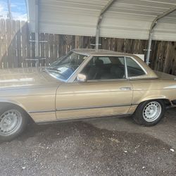 Classic 1982 Mercedes hard Top convertible