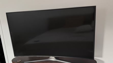 Samsung 55” Curved Smart TV