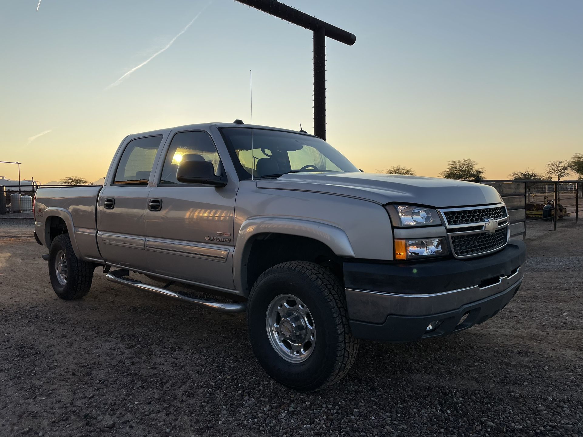 2005 Chevrolet Silverado 2500 for Sale in Peoria, AZ OfferUp