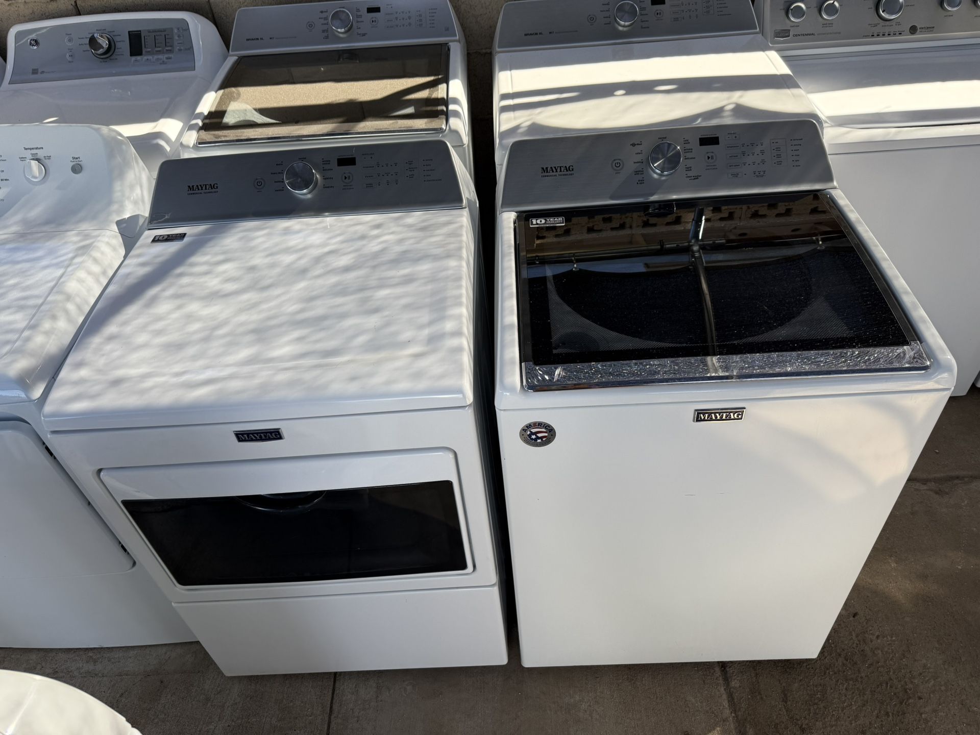 Maytag washer and electric dryer HE king size capacity 4.8&7.4 cuft