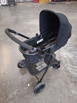 Pivot brand. No car seat.