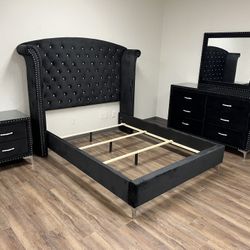 Queen Size Bedroom Set