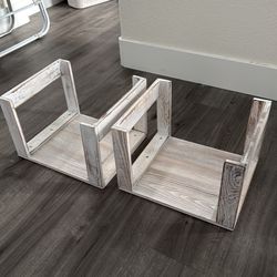 Free 2 Vinyl Record Shelves