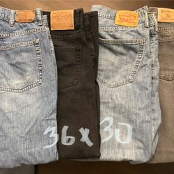 Men’s Jeans Size 36x30 ($5 Each)
