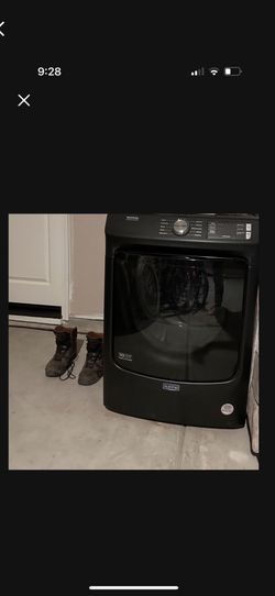 Gas Dryer (fairly New) 10 Year Manufacturer Warranty
