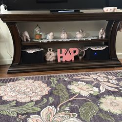 TV stand I have a 75 inch TV on top of the stand