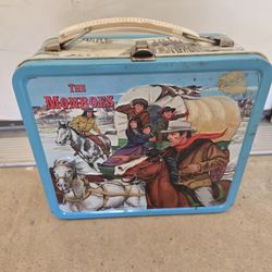 Vintage 1967 "The Monroes" Metal Lunch Box TV Western 