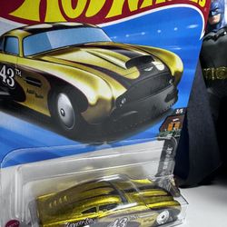 Hot Wheels Aston Martin Super TH 