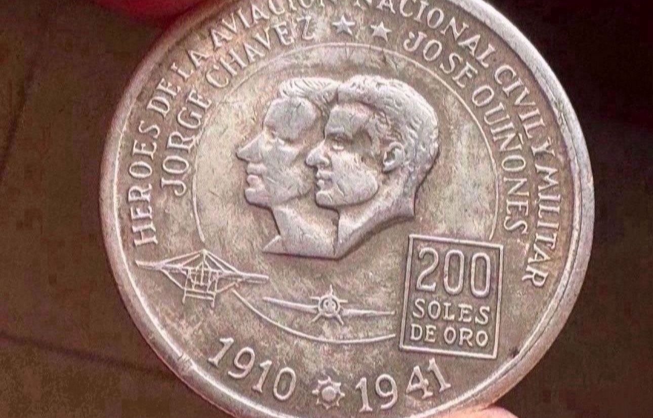 PERUVIAN SOLES DE ORO COIN