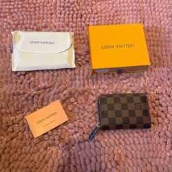 Womens Brown Checkers Leather Wallet