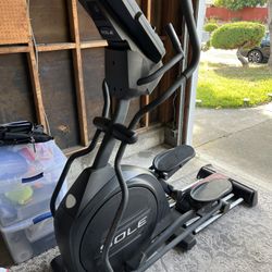 Elliptical - Sole E25