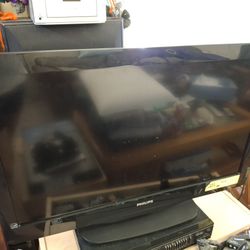 Philips 32" 720p 60Hz LCD HDTV