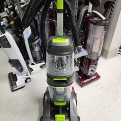 HOOVER DUALPOWER PET UPRIGHT CARPET CLEANER