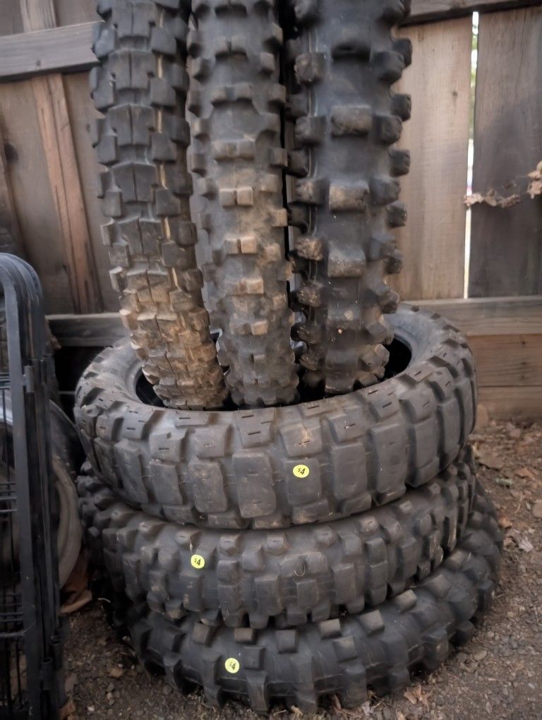 Motorcycle Tires