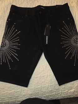 Kindred burst shorts. Size 38