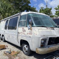 1977 Gmc Royal Motor Home  26 Foot Rv  Running Project Solid No Leaks Must Sell 