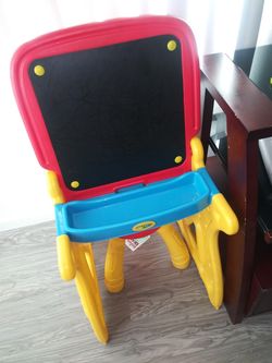 Toddler table and board