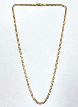Marked 925 Italy Gold Vermeil Silver

18" Curb Chain
5.51 grams
"P" maker's mark

$50