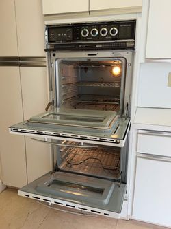 General Electric Double Wall Oven