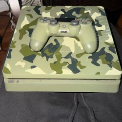 PS4 (slim)