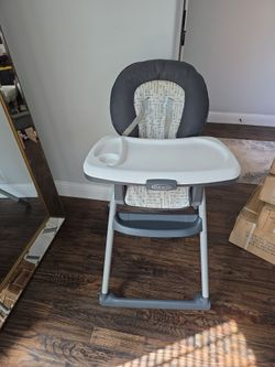 Greco high chair
