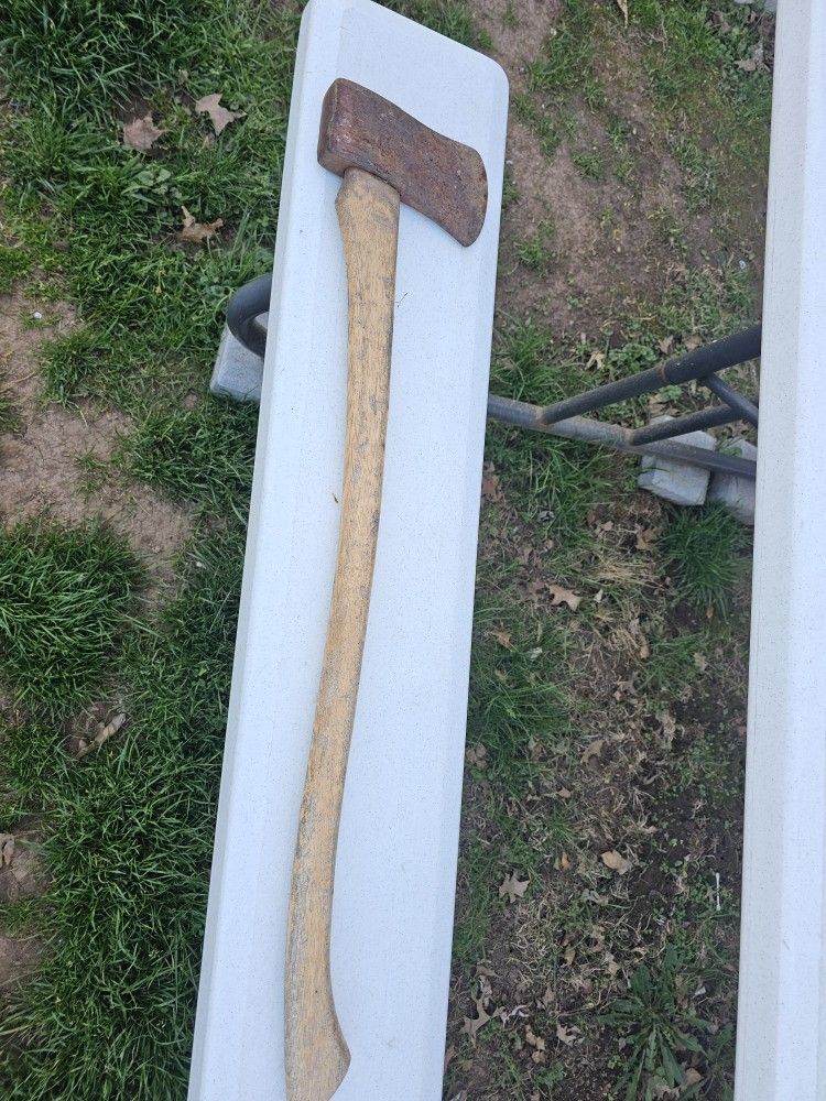 1 AXE