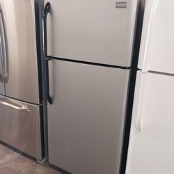 18 Cu Ft Matte Stainless Steel Top Freezer Refrigerator Delivery Warranty Installation Available 