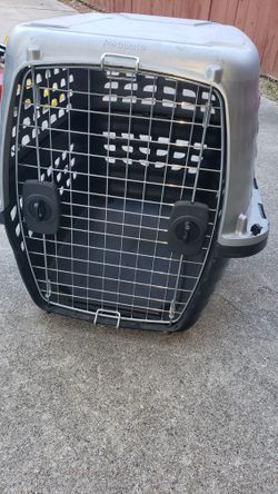 Animal Crate $18