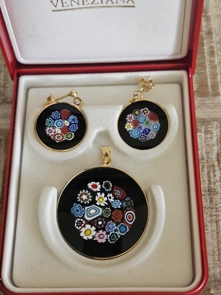 Vintage, authentic Murano Glass Pendant & Earrings