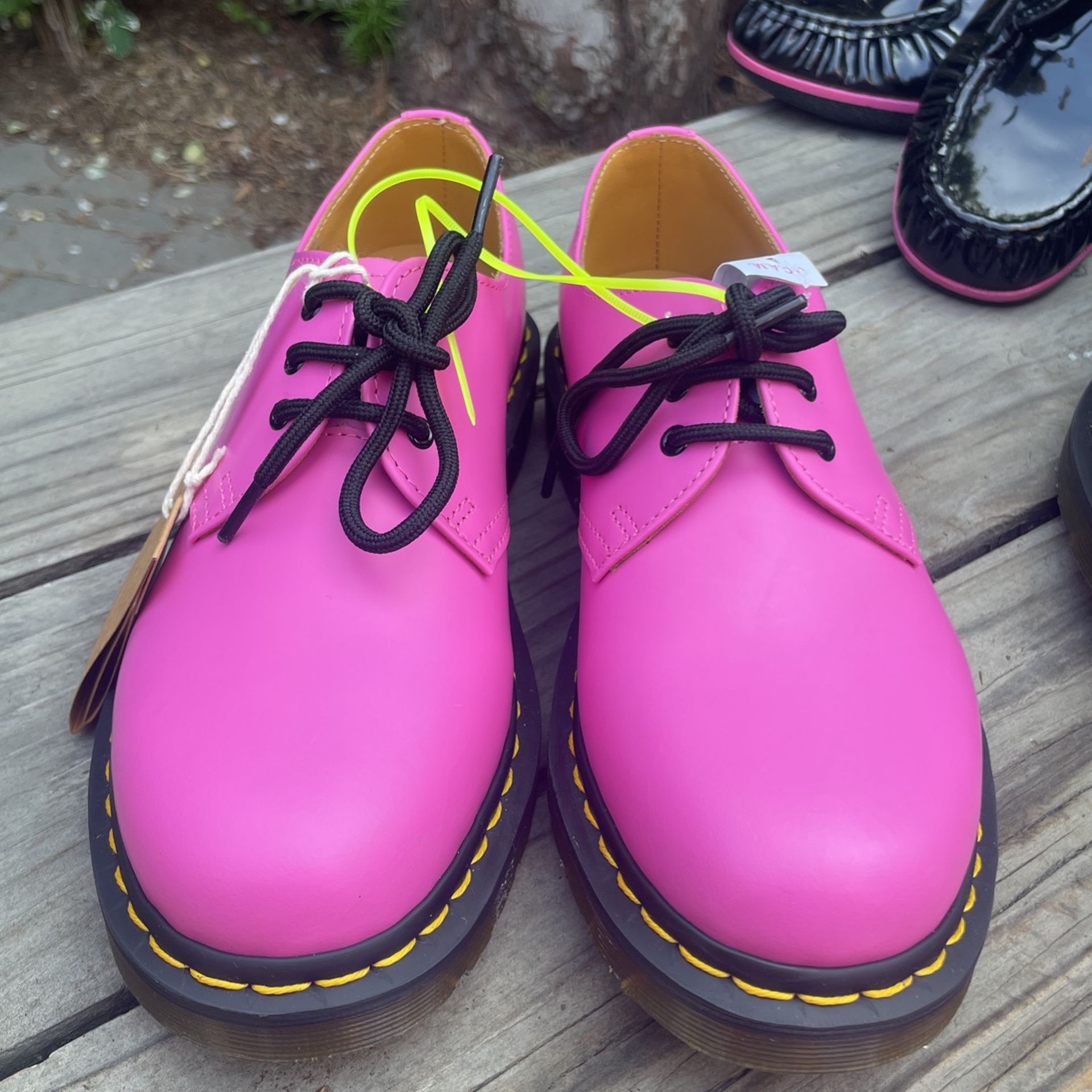 Martens Airwalk With Bouncing Sole Neon Pink Shoes Size Or
