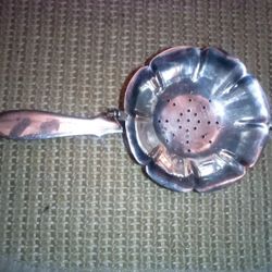 925 Sterling Peruvian silver tea bag strainer 