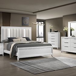 New Five Piece Queen Bedroom Set Model B7300