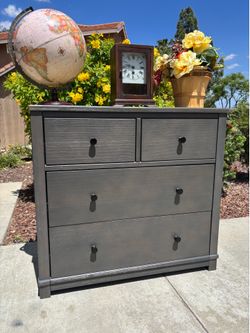Gray Simmons Wood Dresser Chest of Drawers Furniture Great Condition