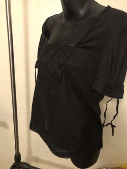 Subtle lace Black blouse