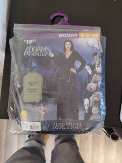 Morticia size medium 8-10