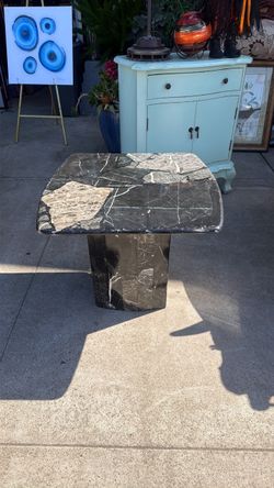 Marble side, Table