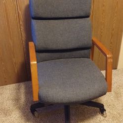 Office Chair For Sale 