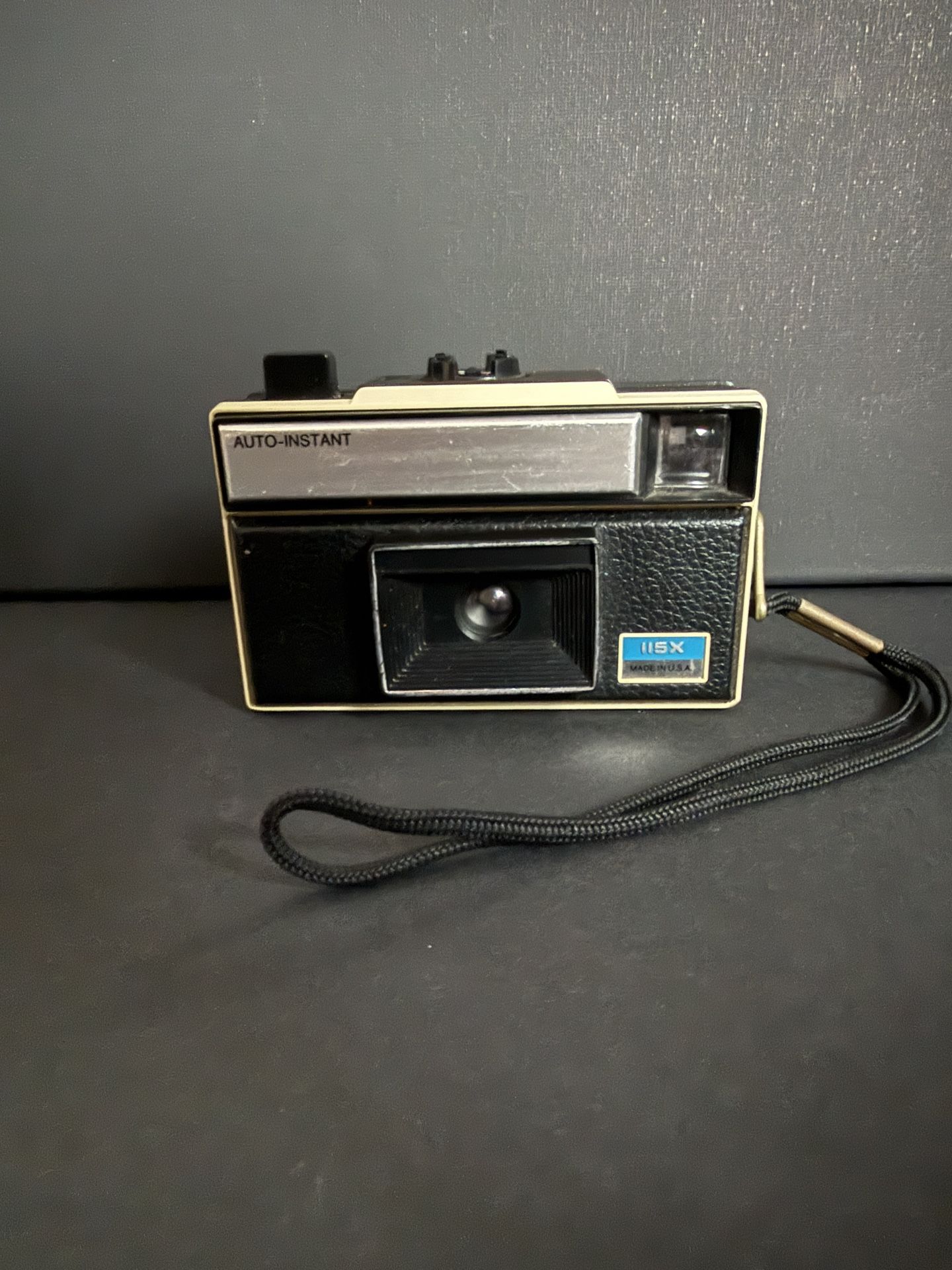 Keystone 115x Auto-instant - Instant Loading Film Camera! Vintage!