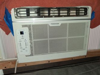 Toshiba 6,000 BTU 115V Window Air Conditioner