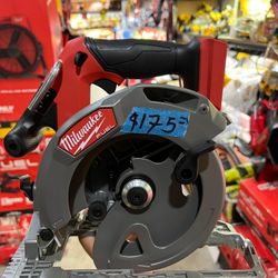 MILWAUKEE M18 CORDLESS CIRCULAR SAW 6-1/2" IN FUEL BRUSHLESS $175