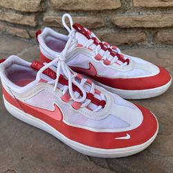 Nike SB Nyjah Free 2 (size 6 Youth) 