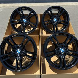 18” BMW 320i OEM Rims Gloss Black