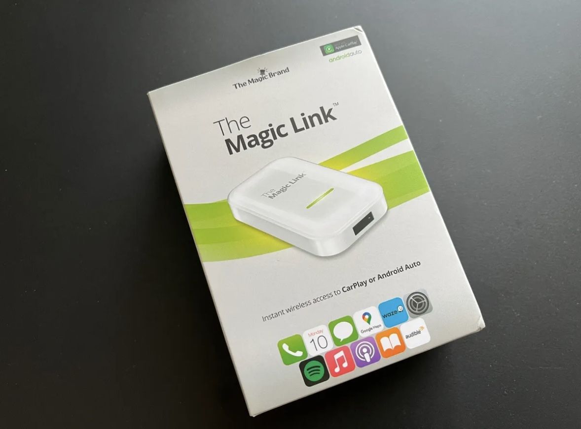The Magic Link Wireless CarPlay