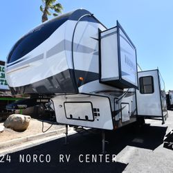 LOOKS NEW! 2021 Forest River Rockwood 2621WS  5th Wheel-Outside Kitchen & Storage Rack