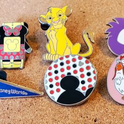 Lot of Disney Trading Pins. Lot 60