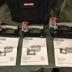 Finish carpentry nail gun bundle with Compressor 