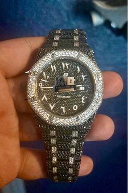 Luxury Moissanite Watch (K&A Luxury Vault)
