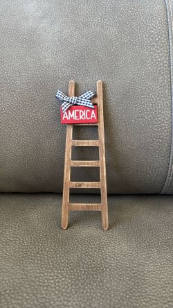 America Red White Blue Mini Ladder Tier Tray Decoration