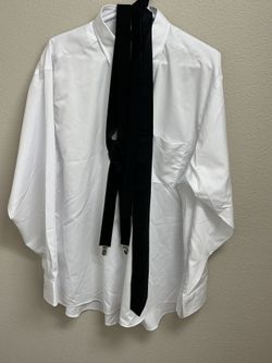 * Men’s White Van Heusen Regular Fit Wrinkle Free 17 1/2 - 18 - 34/35 Button Dress Shirt * Kenneth Cole Matching Black Tie and Suspenders  * New - Nev